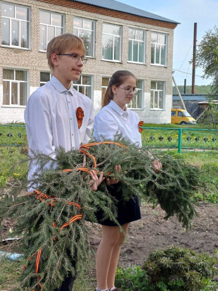 Митинг в школе.